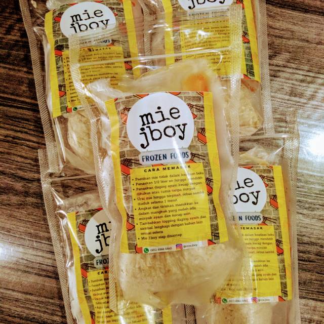 

Mie Jboy (frozen foods)