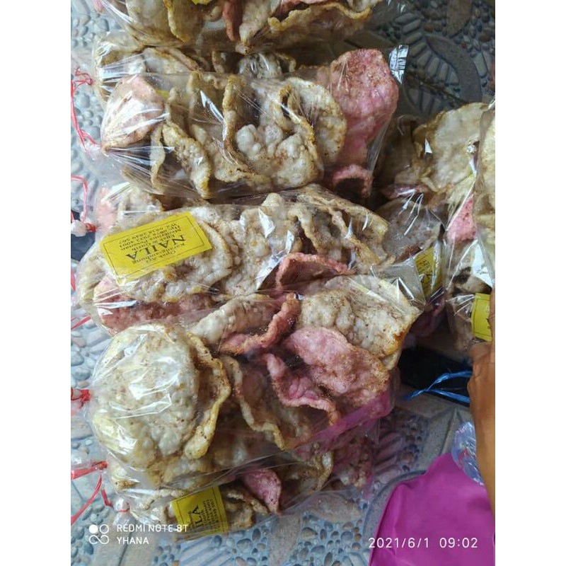 

kerupuk sugih berbumbu srundeng