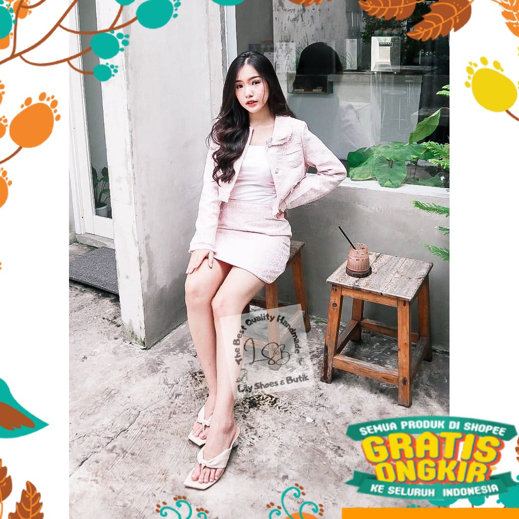 Tinggi pendek medium hitam putih polos slop  guru pdh pantofel / CORNICHI - Lily Shoes Sandal wanita