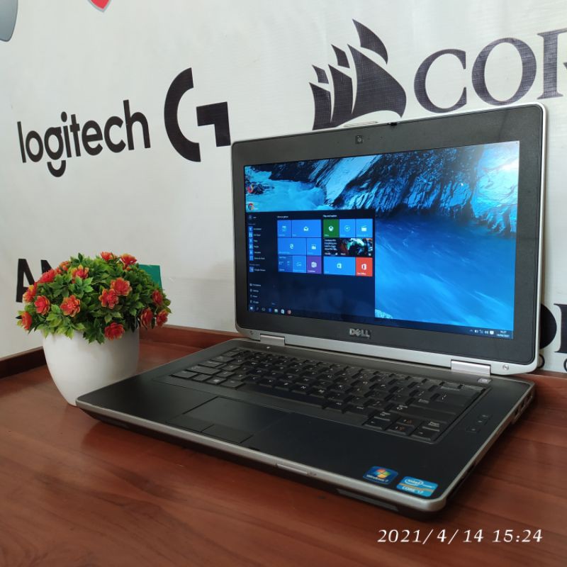 laptop DELL core i7 ram 4gb dual vga NVIDIA