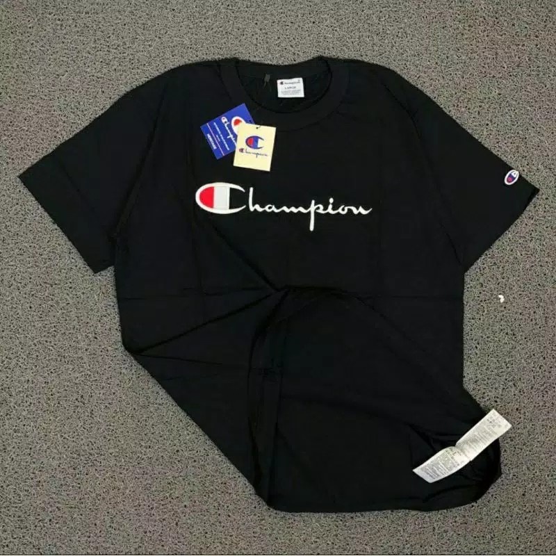 Baju Kaos Pria Champion Basic Graphic Tee Hypebeast Authentic Pria Wanita Combed 30s | Kaos Atasan Champion Logo | Baju Kaos Distro Pria Keren terbaru | Baju Kaos Oblong Pria Wanita