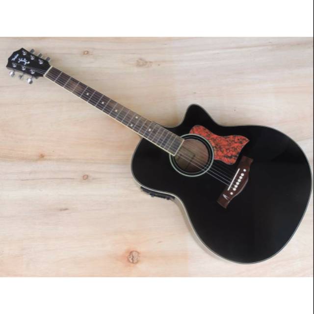 GITAR AKUSTIK ELEKTRIK TAYLOR