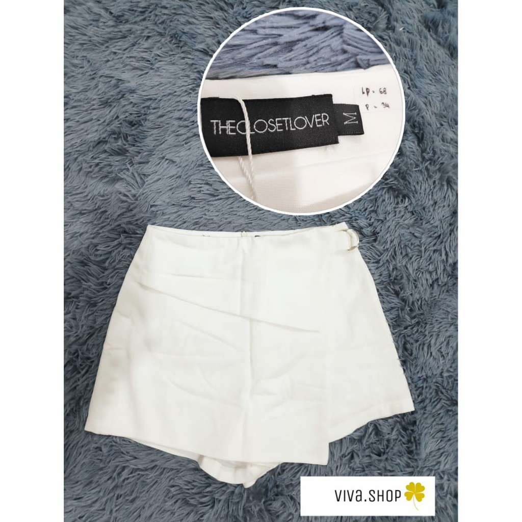

(NEW WITH TAG) THE CLOSETLOVER