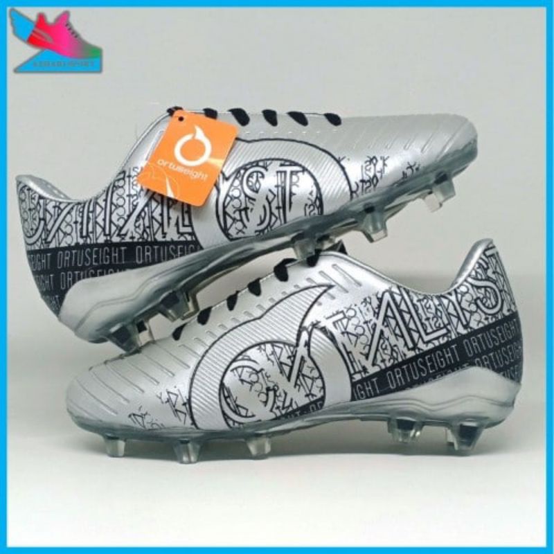 Sepatu Bola Ortus eight Silver Premium