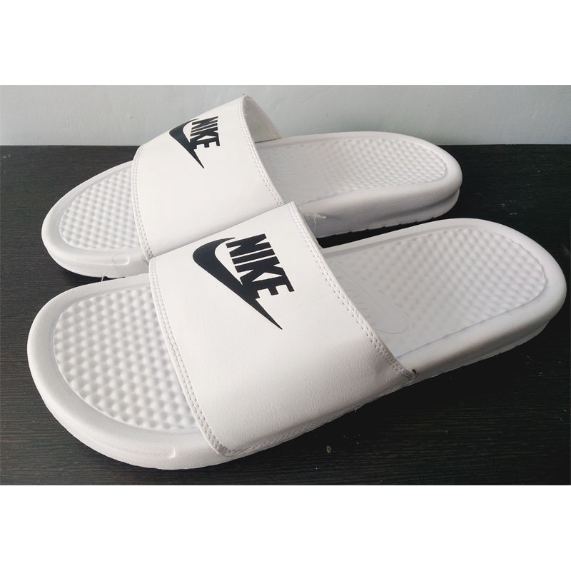nike benassi white