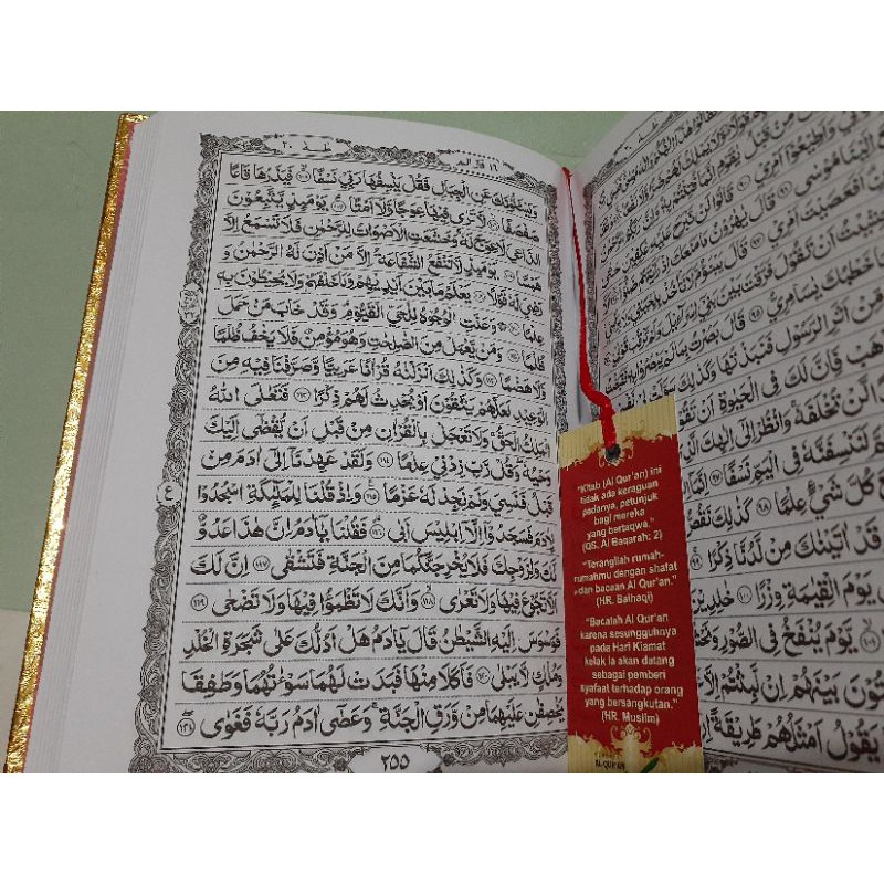 Mushaf Al Quran Cover Emas A5 - Al Quran Sedang - Al Quran Non Terjemahan- 100% Original