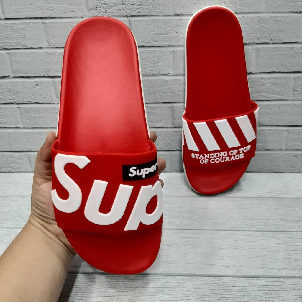 SUPREME Sendal Slide Pria Dan Wanita Merah Berbahan Karet Nyaman Di Gunakan Dan Tidak Licin