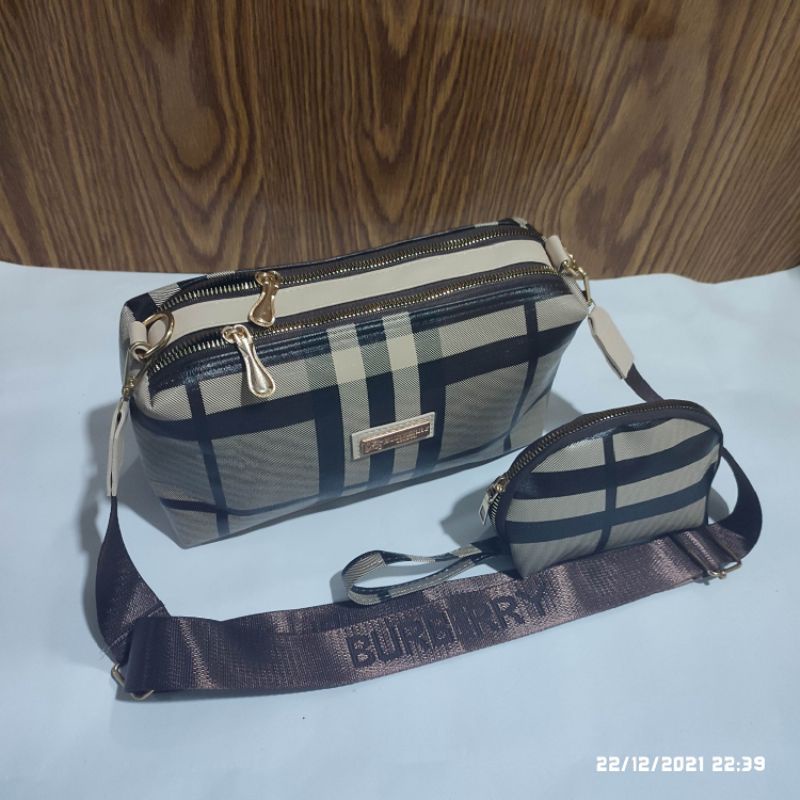 TAs BURBERRY SelEmPANG 2 RUANG