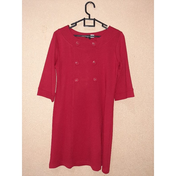 Dress merah maroon