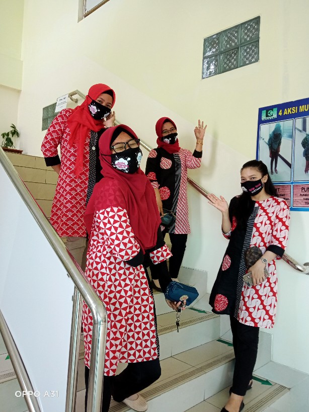 Tunik Nadine Tunic Batik Modern Seragam Kerja Kantor Wanita Murmer Cantik Keren Lucu Katun Merah