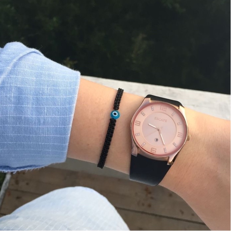 GELANG RAJUT HITAM MANIK MATA