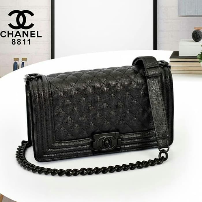 [CHANEL BOY MEDIUM CAVIAR SHOULDER BAG 8811] Tas Fashion Wanita Impor