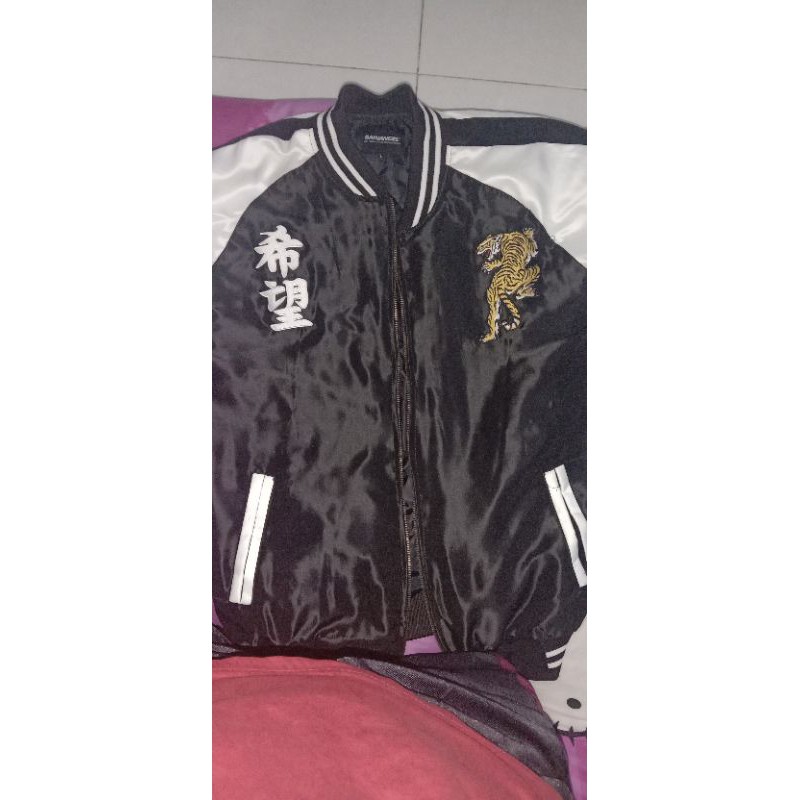 Jaket Sukajan tora merk sainangel (SECOND)