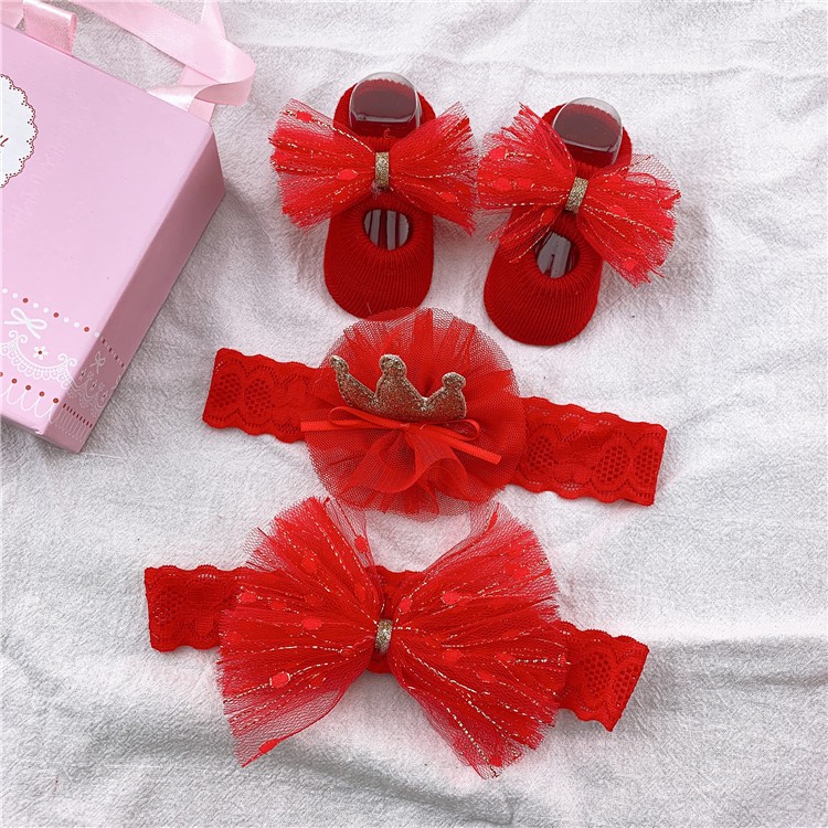 Kado Bayi Baru Lahir Hampers Newborn Bandana Kaos Kaki Bayi Lucu / Giftset Bandana Kaos Kaki Newborn-Red 5