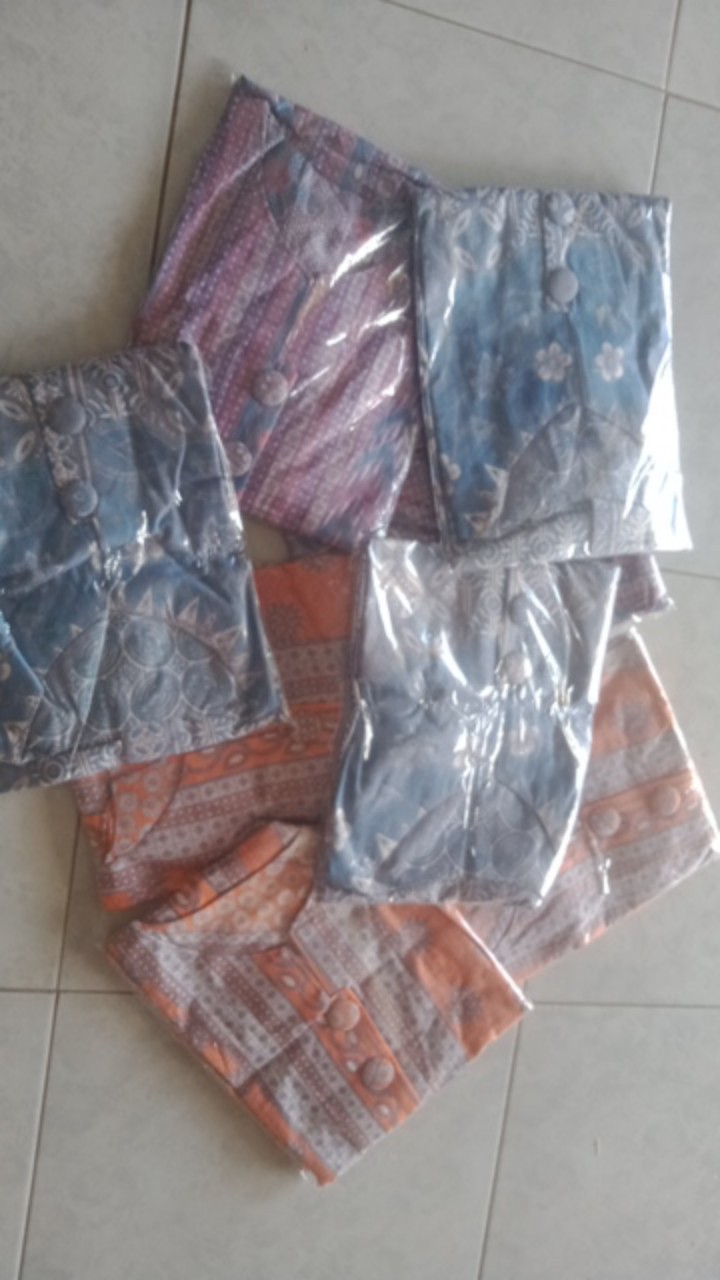 Terlaris  Serut Genes Jelita Tunik Tunik Batik Modern Wanita