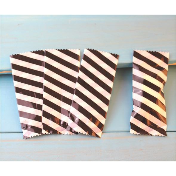 

PLASTIK PERMEN - DODOL - NOUGAT STRIPE WHITE BLACK