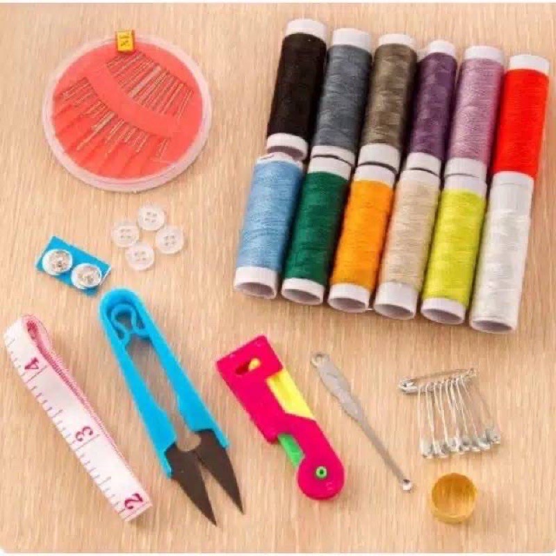 Set Alat Jahit Peralatan Menjahit Lengkap Benang Jarum Gunting Mini Sewing Box Kit