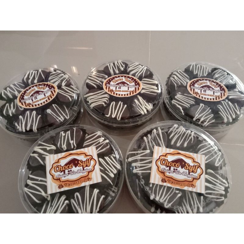 

coklat isi kacang/non kacang