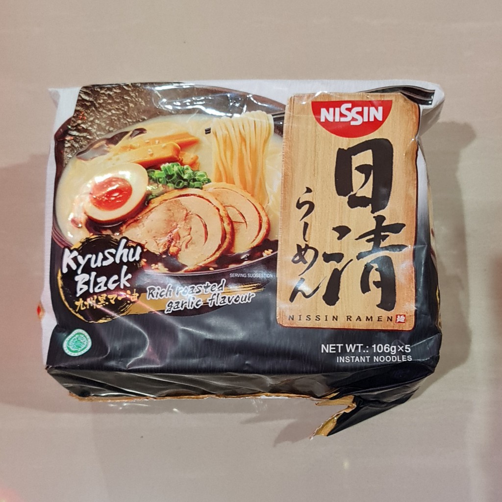Mie Nissin Ramen Kyushu Black Rich Roasted Garlic Flavour 5 x 106 Gr