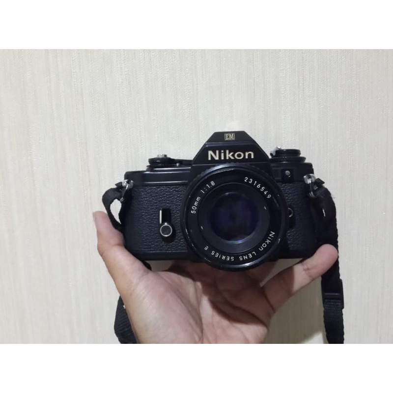KAMERA NIKON EM ANALOG JADUL SIAP PAKAI