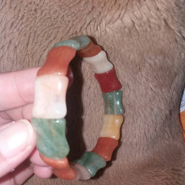 Gelang cantik khas kalimantan