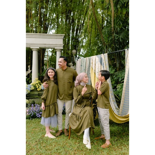 FAMILY SET DEEP OLIVE KAMILA WARDROBE RESELLER / BAJU COUPLE KELUARGA KAMILA WARDROBE