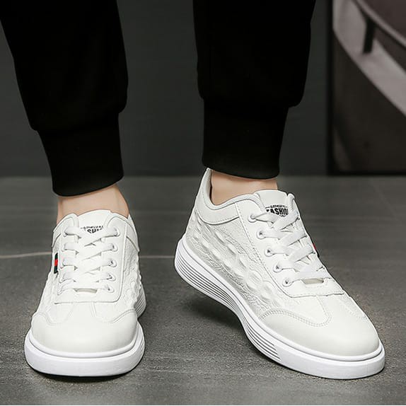 Sepatu Sneakers Sepatu Zeverus Sepatu pria Sepatu kasual Sepatu Putih Sepatu Hitam Sepatu Keren