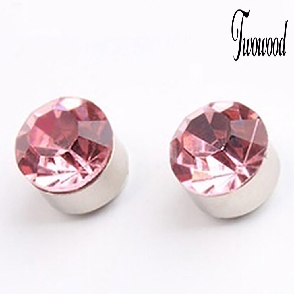 1 Pasang Anting Magnetik Bentuk Bulat Bahan Besi Untuk Wanita