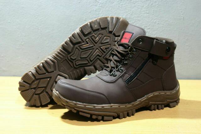 Sepatu Boot Pria Tali Boots xxx