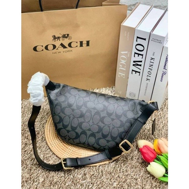 COACH BELT BAG IN SIGNATURE BLACK