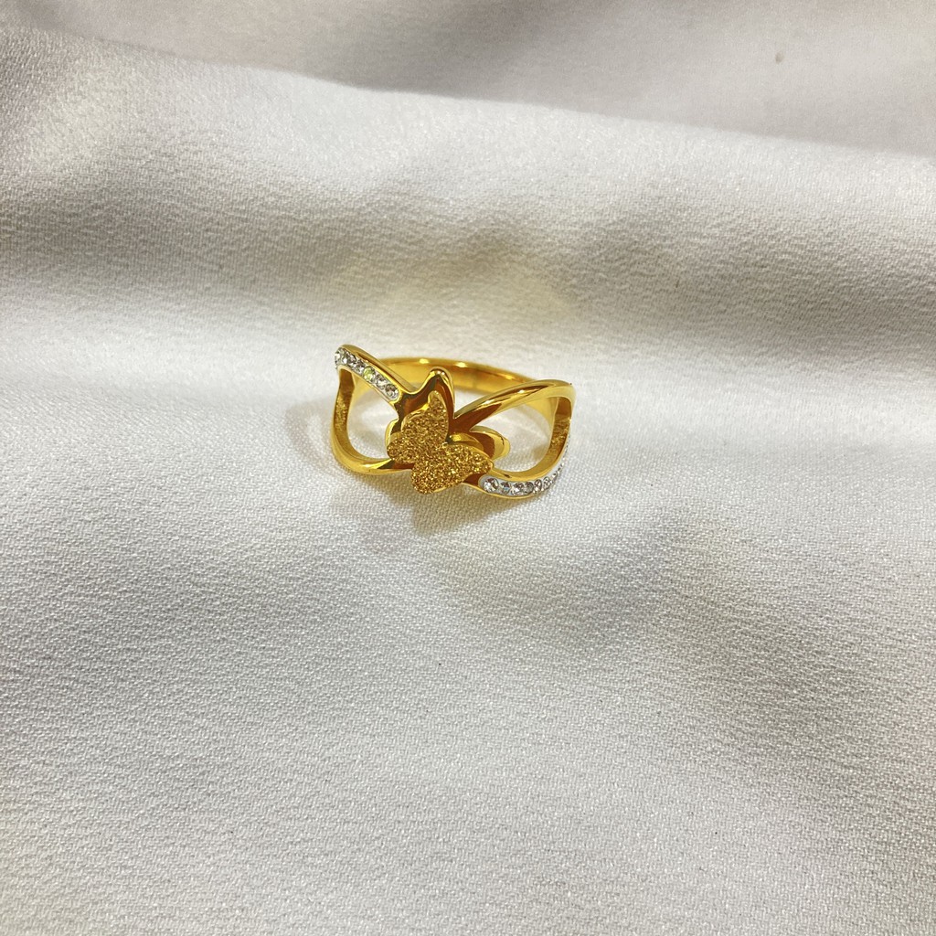 Cincin Wanita Titanium Motif Kupu-Kupu Aksesoris Perhiasan Anti Karat