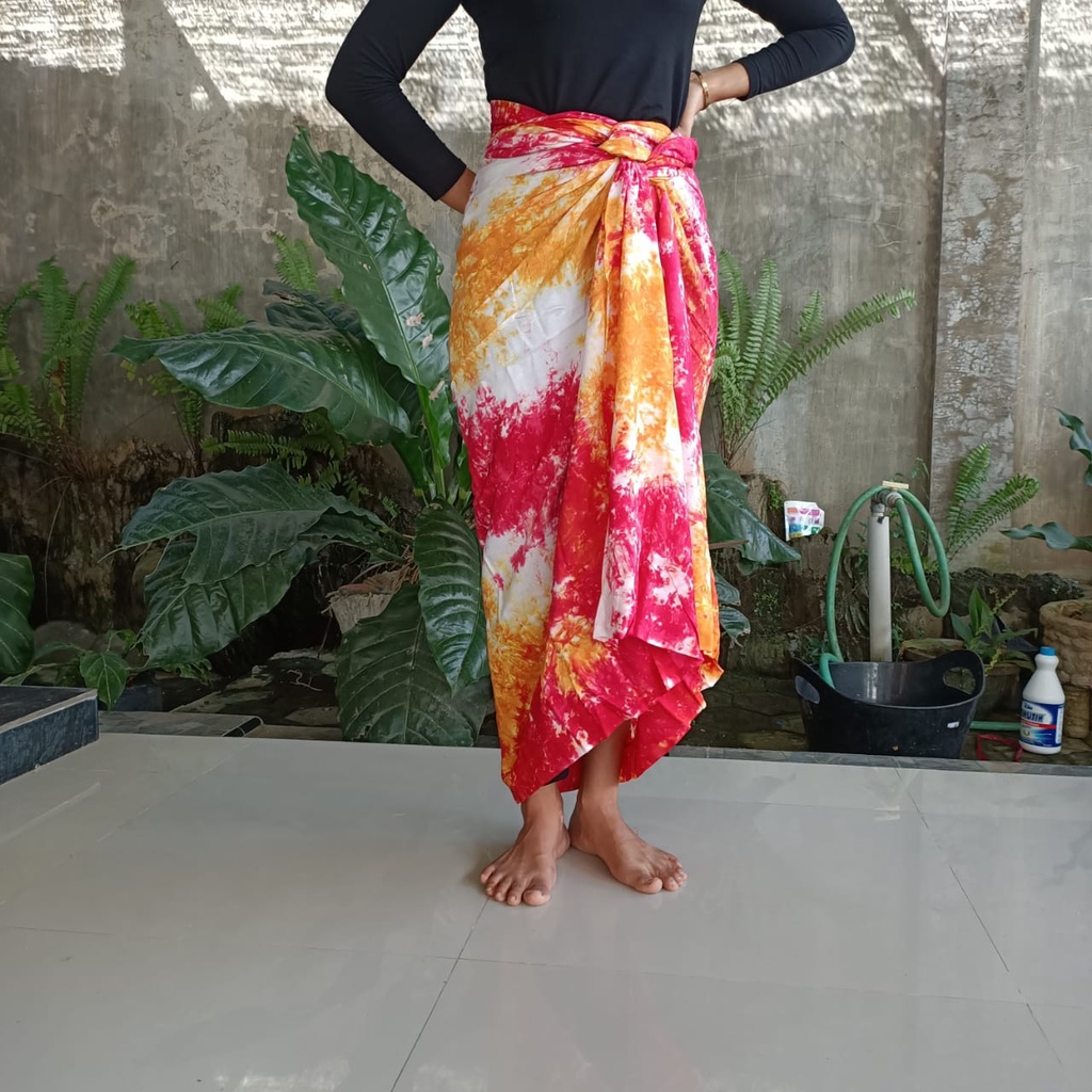 Kain rayon motif abstrak warna hijau kombinasi murah