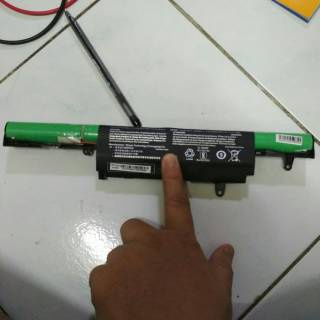 Baterai Acer Z476 Z476-31TB W940BAT-6 Original