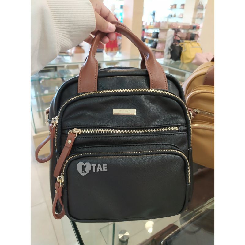 Tas Elizabeth Katalog / 24 Harga Tas Wanita Elizabeth Murah Terbaru 2021 Katalog Or Id - Tas elizabeth menjual tas wanita brand lokal terbaru dengan berbagai macam model seperti handbag, sling bag, tote bag, backpack dengan kualitas terbaik.