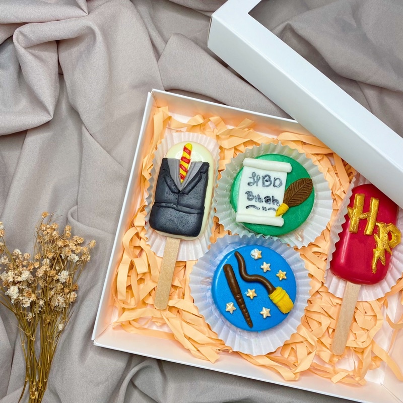 

Dwynee package hampers kue ulang tahun kado anniversary birthday cake