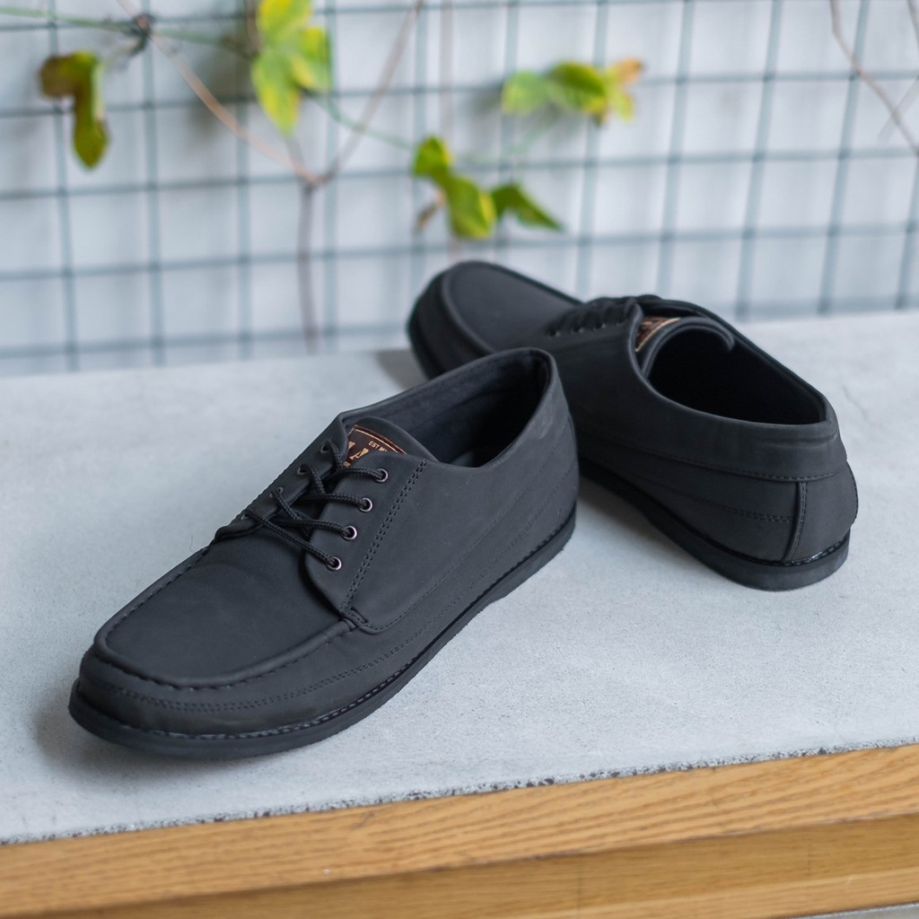 MAIKOR BLACK |ManNeedMe x Jack| Sepatu Sneakers Pria Casual Suede Shoes ORIGINAL