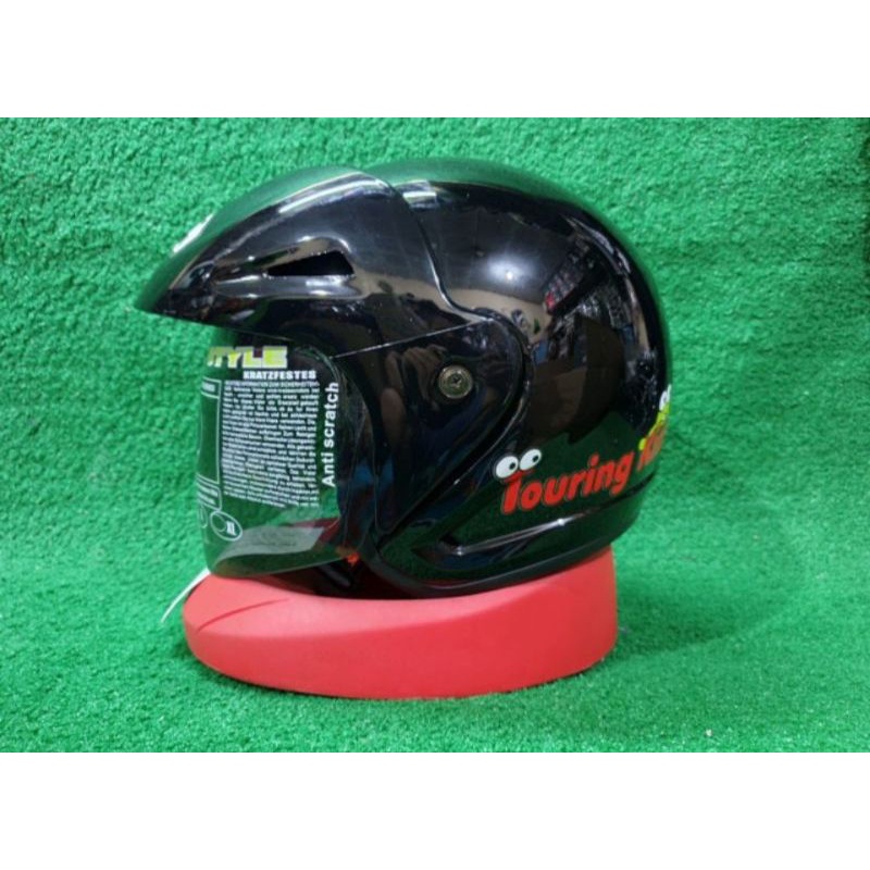 HELM BMC ANAK JUNIOR BLAK METALIK USIA 4/8TH