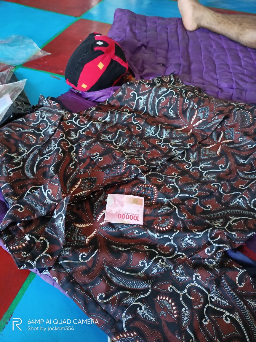 Batik Kalongan | Kemeja Batik Kantor Unggul Jaya Lengan Pendek