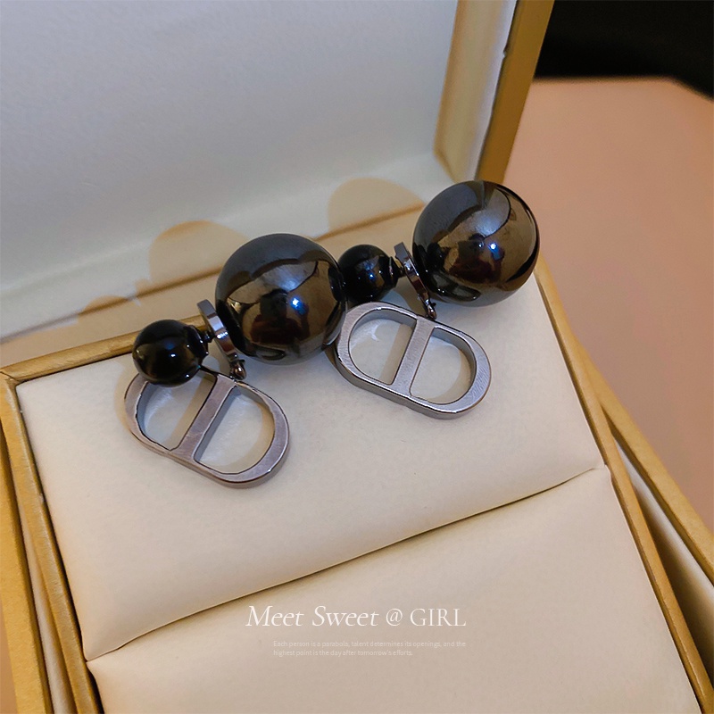 Anting Mutiara Hitam Huruf D lady Korea Elegan vintage