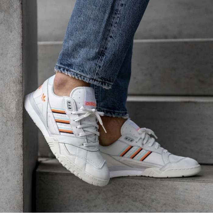 adidas ar trainer white ice mint solar orange