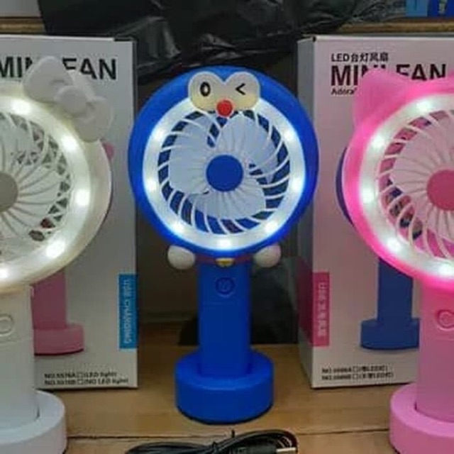 kipas angin mini fan LeD dan ada pegangan