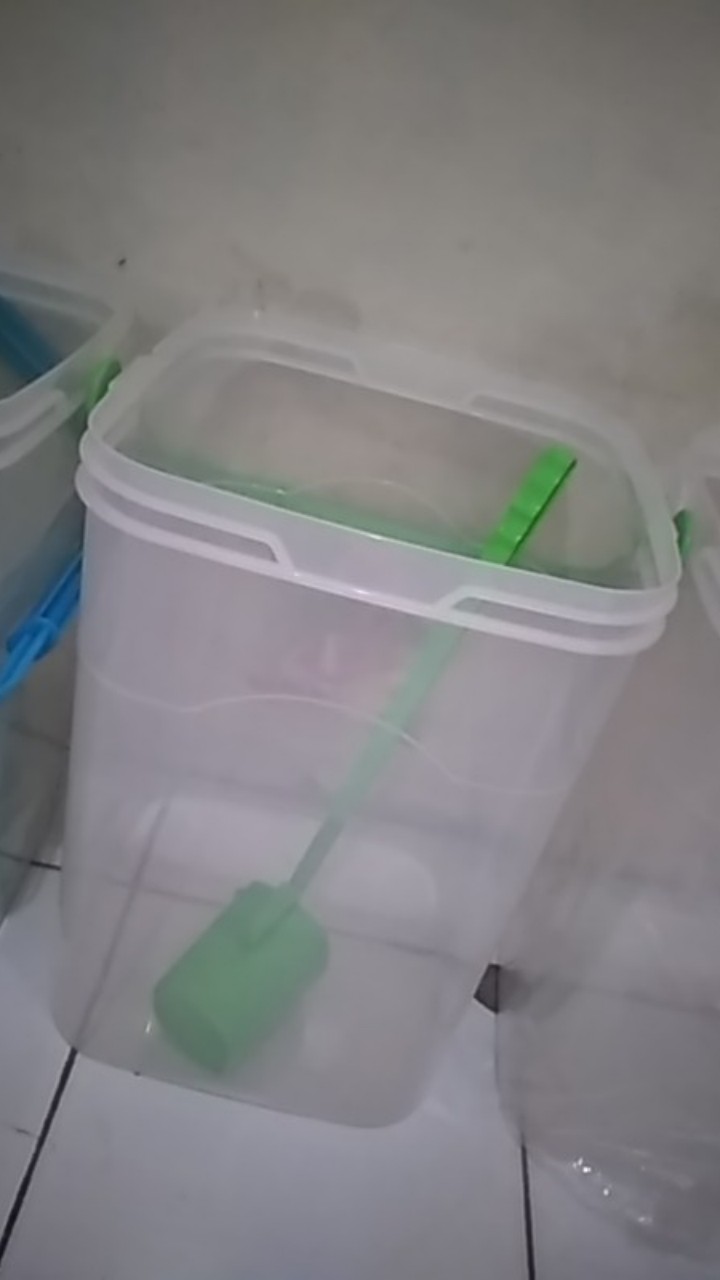 ( 3pcs ) Toples Es Buah Segi 30 Liter / Aquarium Es Buah Free Gayung