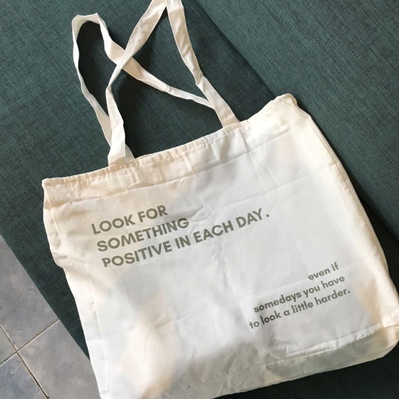 Totebag Kanvas Look for something (crbn_cloth) Totebag quotes aesthetic