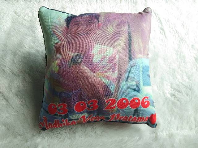 Bantal Foto Custom Wedding / Ultah / Wisuda