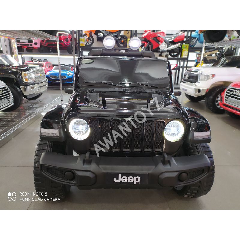 Mobil Aki Anak Jeep Rubicon Lisensi Paint Black