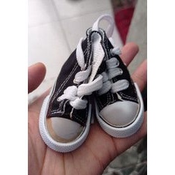 AKSESORIS OBRAL REJECT SEPATU BONEKA ANIMATOR DISNEY ANIMATOR SNEAKER BARBIE MELLCHAN REJECT PABRIK