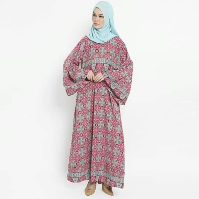 Krc 704 Kaftan (Kamilaa Itang Yunasz)