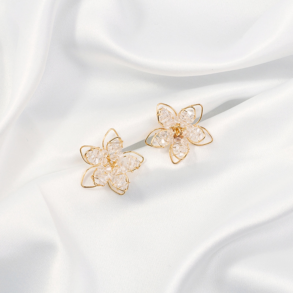 Bayar Di Tempat 1 Pc Anting-anting pejantan Korea perak Pin berongga kristal bunga-4