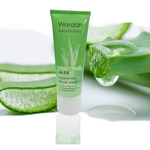 Wardah Nature Daily Aloe Hydramild Facial Wash 60ml