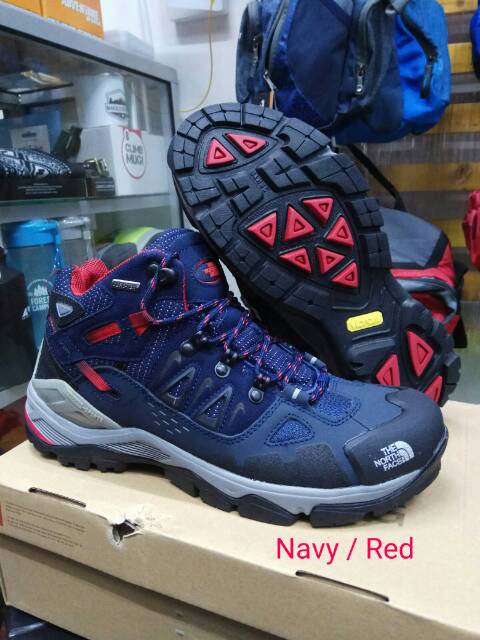 Sepatu The North Face 9826